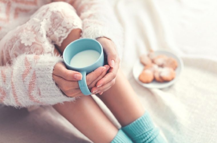 myth-busted-does-drinking-warm-milk-before-bed-really-help-you-sleep